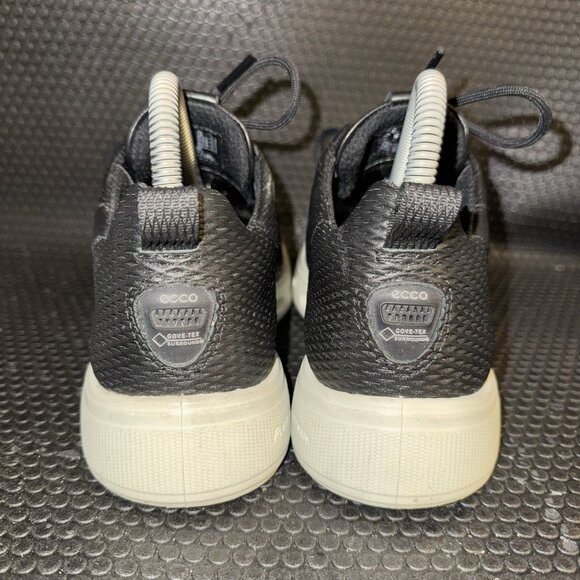 ECCO Street 720 Vented Gore-Tex Waterproof Athletic Sneaker Women’s Size 5-5.5 - Picture 3 of 8
